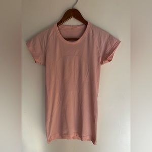 Lululemon Swiftly Tech Short-Sleeve Shirt | Women's Size 6 | Light Pink